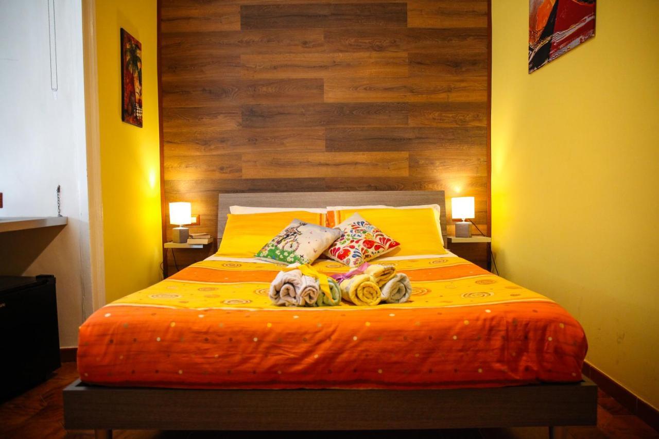 Non Ci Resta Che Napoli Bed & Breakfast Exterior photo