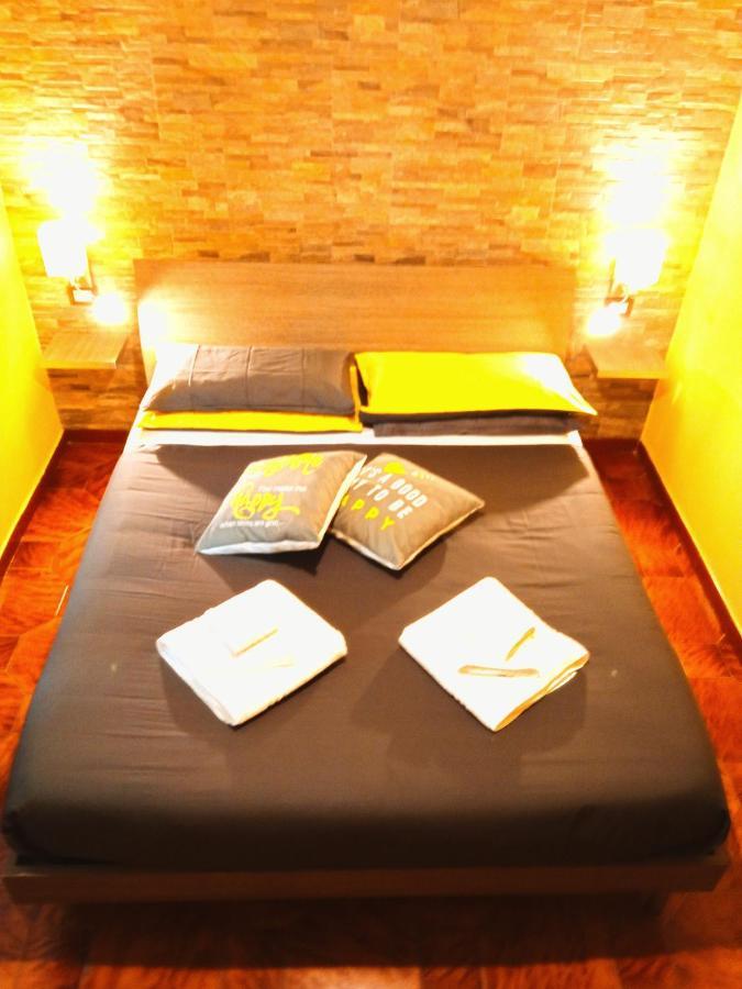 Non Ci Resta Che Napoli Bed & Breakfast Exterior photo