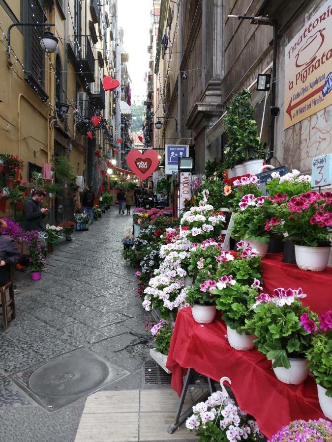 Non Ci Resta Che Napoli Bed & Breakfast Exterior photo